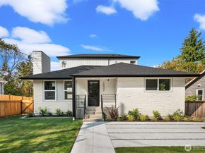 2032 NE 123rd Street, Seattle WA 98125