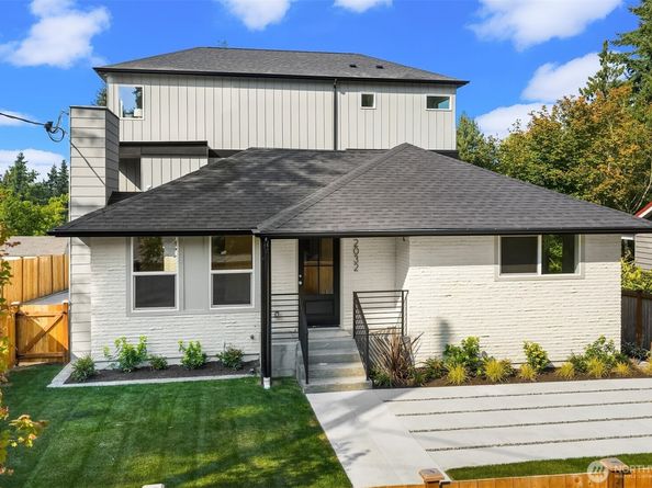 2032 NE 123rd Street, Seattle WA 98125
