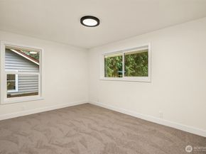 2032 NE 123rd Street, Seattle WA 98125