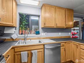 2403 SE Converse Place, Port Orchard WA 98367