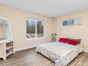 2811 SW 337th St, Federal Way WA 98023