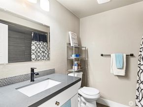 2811 SW 337th St, Federal Way WA 98023