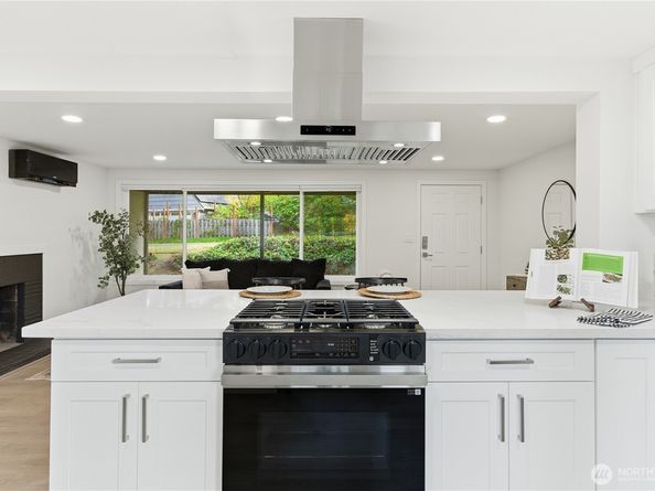 16167 Midvale Avenue N, Shoreline WA 98133