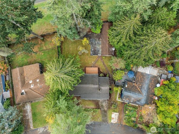 16167 Midvale Avenue N, Shoreline WA 98133