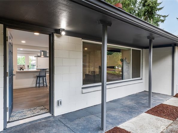 16167 Midvale Avenue N, Shoreline WA 98133