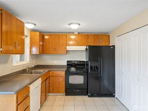 28602 46th Avenue S, Auburn WA 98001