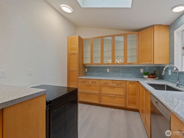 18045 3rd Ave NE, Shoreline WA 98155