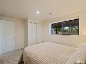 18045 3rd Ave NE, Shoreline WA 98155