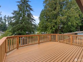 18045 3rd Ave NE, Shoreline WA 98155