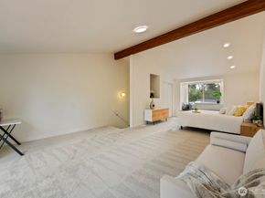 18045 3rd Ave NE, Shoreline WA 98155