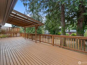 18045 3rd Ave NE, Shoreline WA 98155