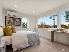 4048 32nd Avenue W, Seattle WA 98199