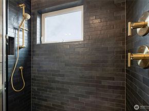 4048 32nd Avenue W, Seattle WA 98199