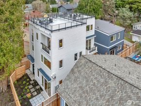 4048 32nd Avenue W, Seattle WA 98199