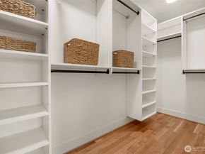 4048 32nd Avenue W, Seattle WA 98199