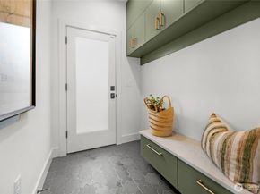 4048 32nd Avenue W, Seattle WA 98199