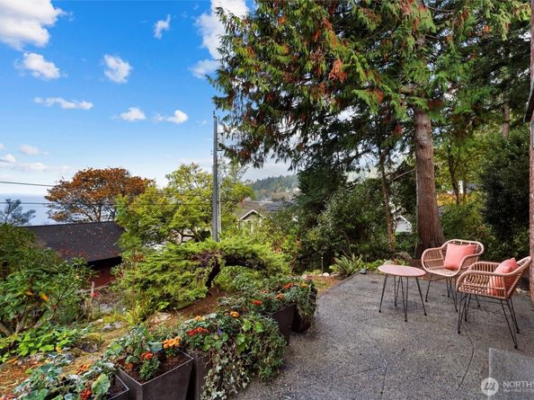 16349 Maplewild Avenue SW, Burien WA 98166