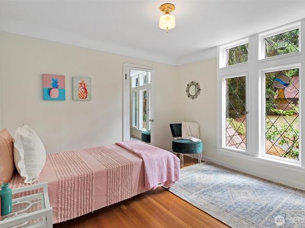 16349 Maplewild Avenue SW, Burien WA 98166