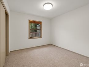 10314 20th Avenue NE, Seattle WA 98125