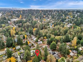 10314 20th Avenue NE, Seattle WA 98125