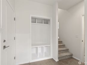 861 5th Place NE, Issaquah WA 98029