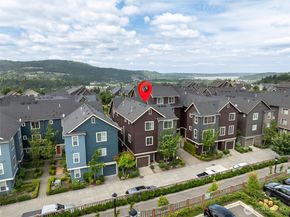 861 5th Place NE, Issaquah WA 98029