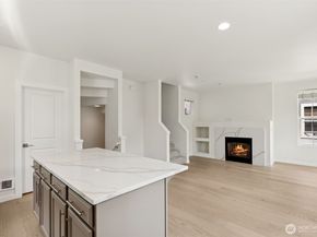 861 5th Place NE, Issaquah WA 98029