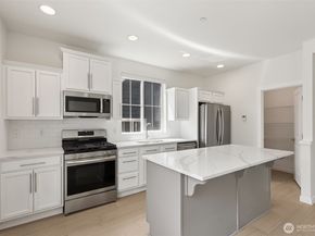 861 5th Place NE, Issaquah WA 98029