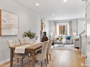 7628 222nd Street SW B4, Edmonds WA 98026