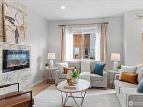 7628 222nd Street SW B4, Edmonds WA 98026