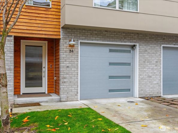 7628 222nd Street SW B4, Edmonds WA 98026