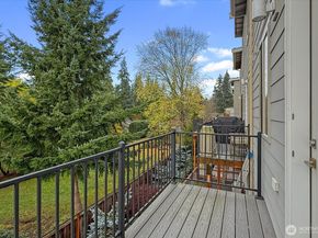 7628 222nd Street SW B4, Edmonds WA 98026