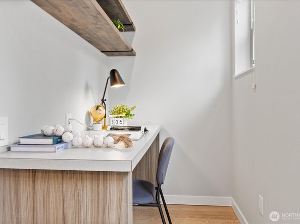 7628 222nd Street SW B4, Edmonds WA 98026