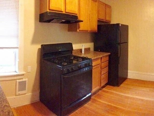 5211 19th Avenue NE, Seattle WA 98105