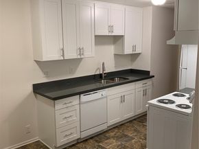 9284 50th Avenue S, Seattle WA 98118