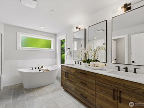 13032 SE 19th Court, Bellevue WA 98005