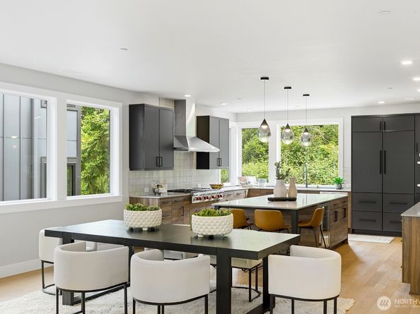 13032 SE 19th Court, Bellevue WA 98005