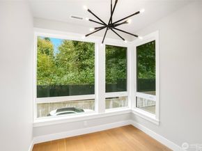 13032 SE 19th Court, Bellevue WA 98005