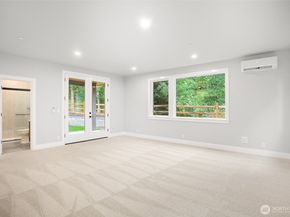 13032 SE 19th Court, Bellevue WA 98005