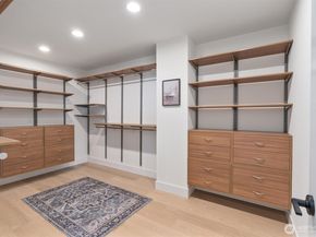 2571 26th Avenue W, Seattle WA 98199