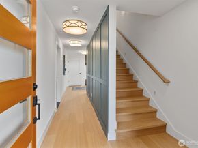 2571 26th Avenue W, Seattle WA 98199