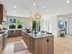 2571 26th Avenue W, Seattle WA 98199