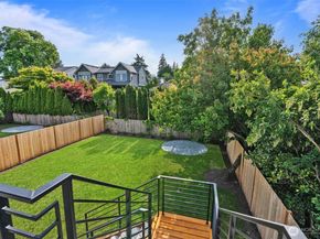 2571 26th Avenue W, Seattle WA 98199