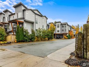 19225 Damson Road N2, Lynnwood WA 98036