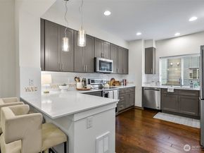 19225 Damson Road N2, Lynnwood WA 98036