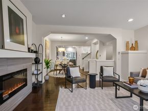 19225 Damson Road N2, Lynnwood WA 98036