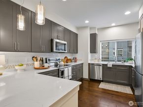 19225 Damson Road N2, Lynnwood WA 98036