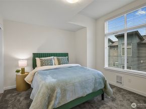 19225 Damson Road N2, Lynnwood WA 98036