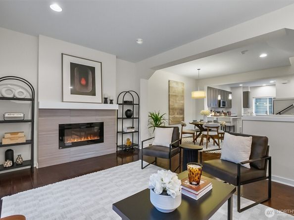 19225 Damson Road N2, Lynnwood WA 98036