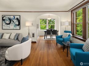 124 Warren Avenue N 302, Seattle WA 98109